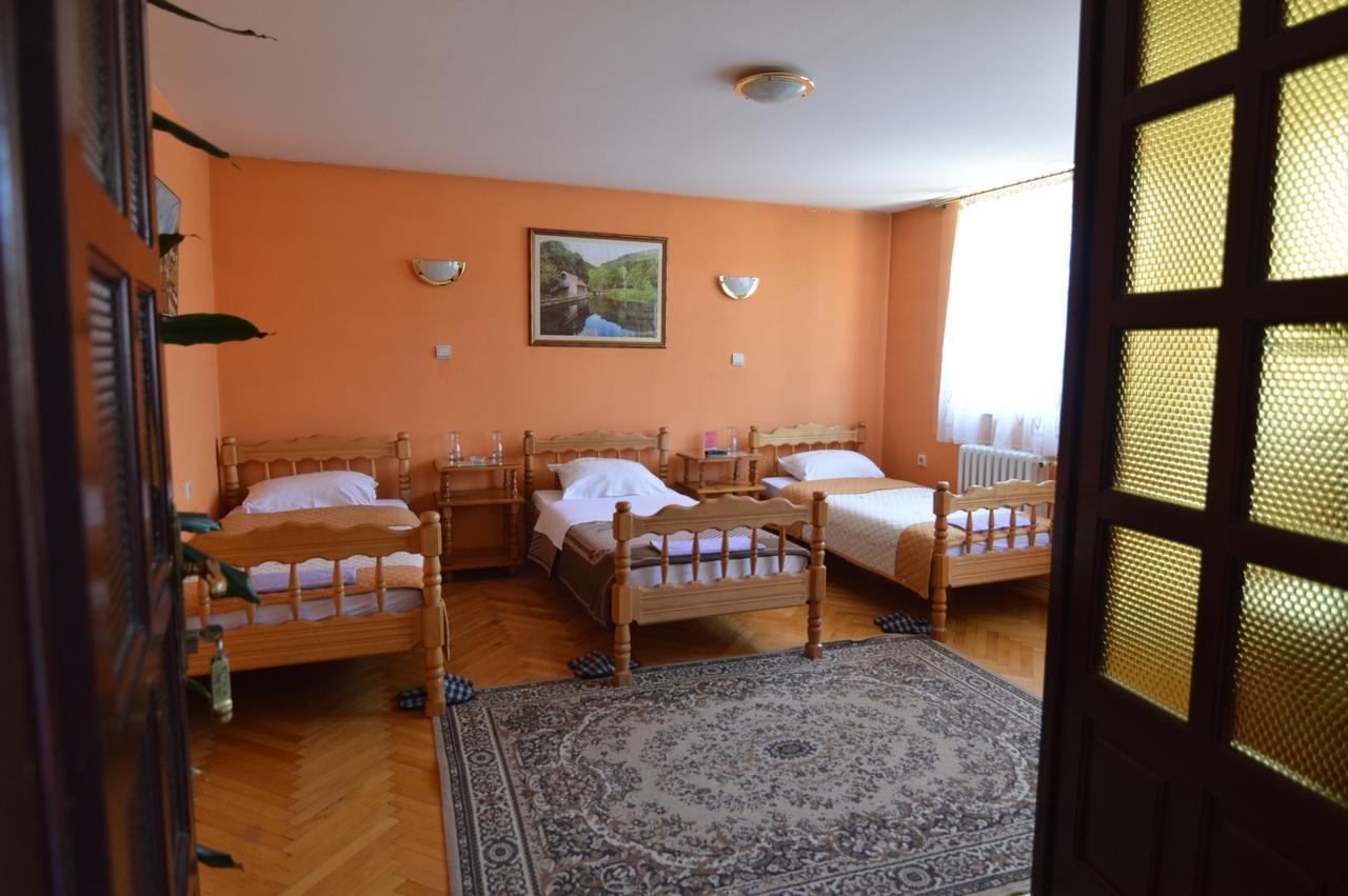 Hotel 24 Jul Pljevlja Kültér fotó